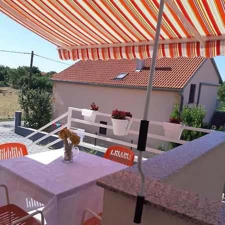 Apartment Orange
