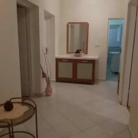 Apartment Orange